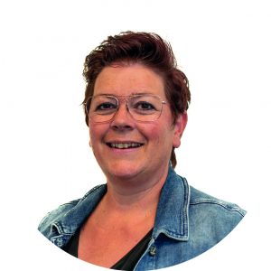 anneke-in-cirkel anneke-in-cirkel
